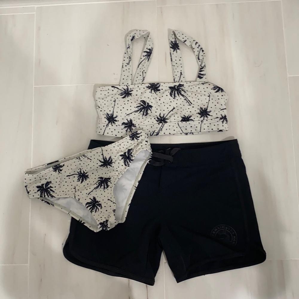 Billabong set - swimsuit with shorts